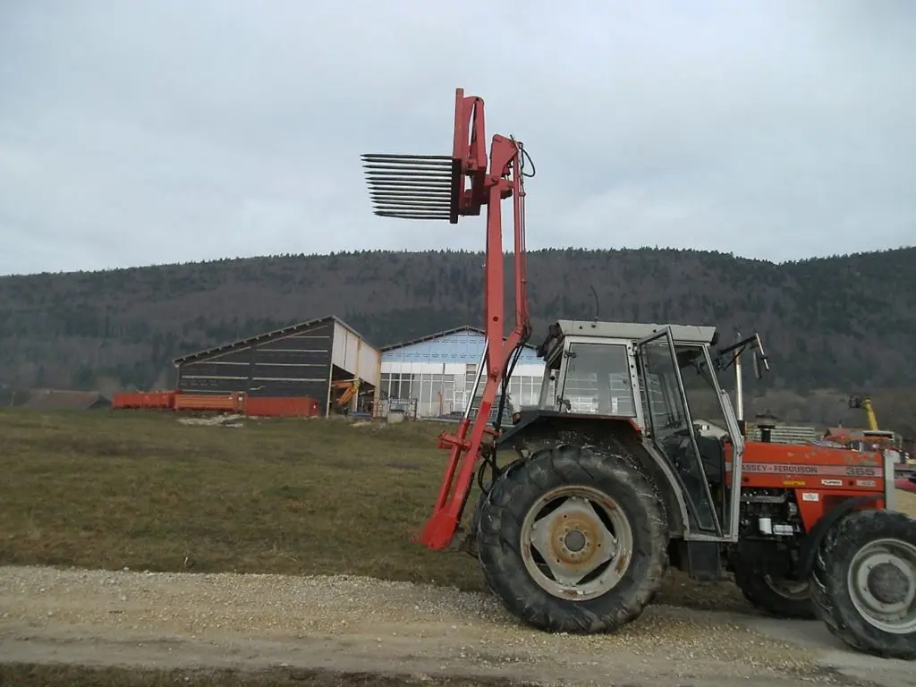 8b591f92-00a9-4694-a6f9-f80cf091978b-Inconnu Bonardo fourche (10).jpg
