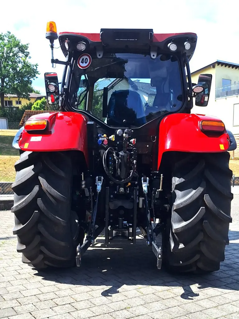 7b742d22-c2de-485d-8622-bf2338ccfc97-Maxxum_h.jpg