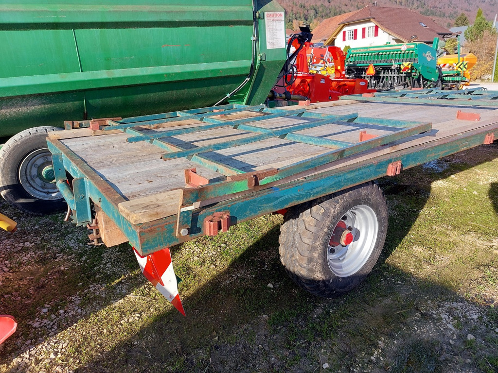 d641d021-ca45-4d7a-81a6-7748b0960e4a-Querry Gasser (5).jpg