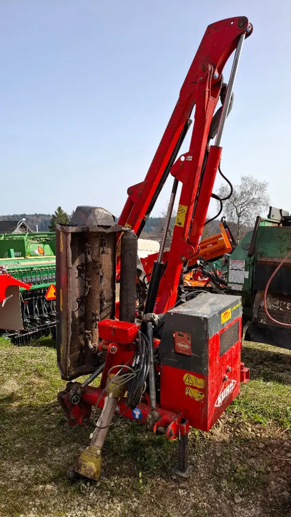 Epareuse Kuhn