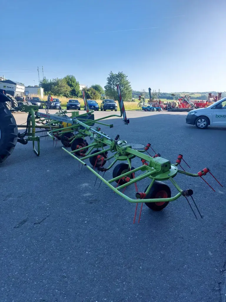 Pirouette CLAAS Volto 870