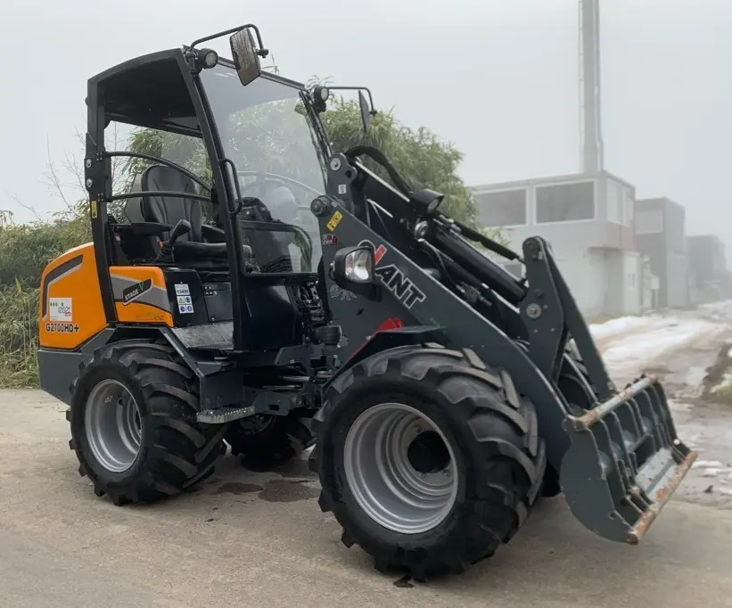 Giant G2700 HD+ / 2023 / M013400