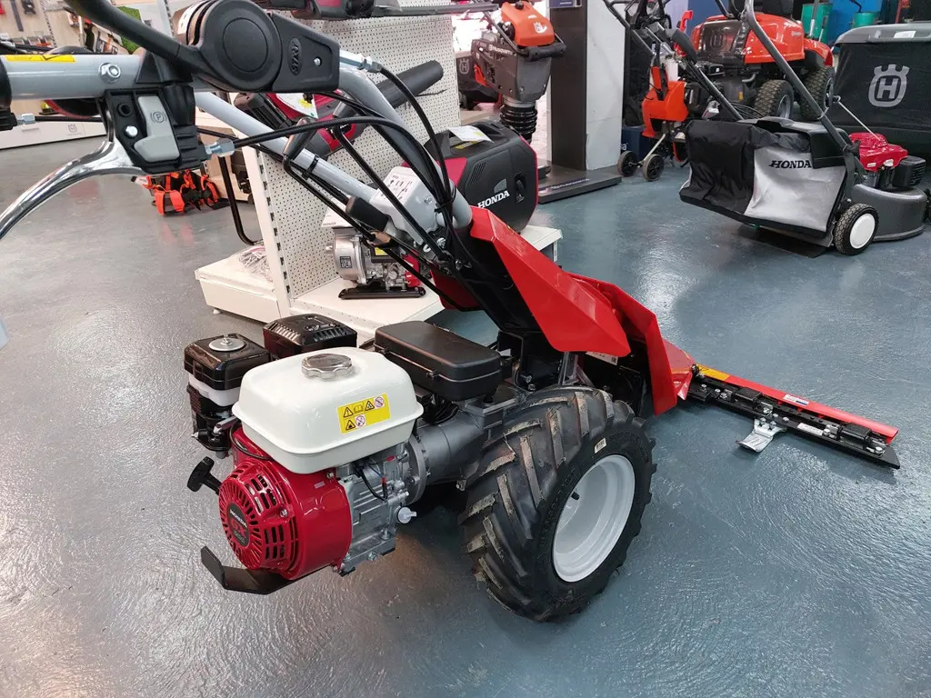 5573b162-3b3e-413b-a005-01cbffdcc9bb-Stema FC 130 (2).jpg