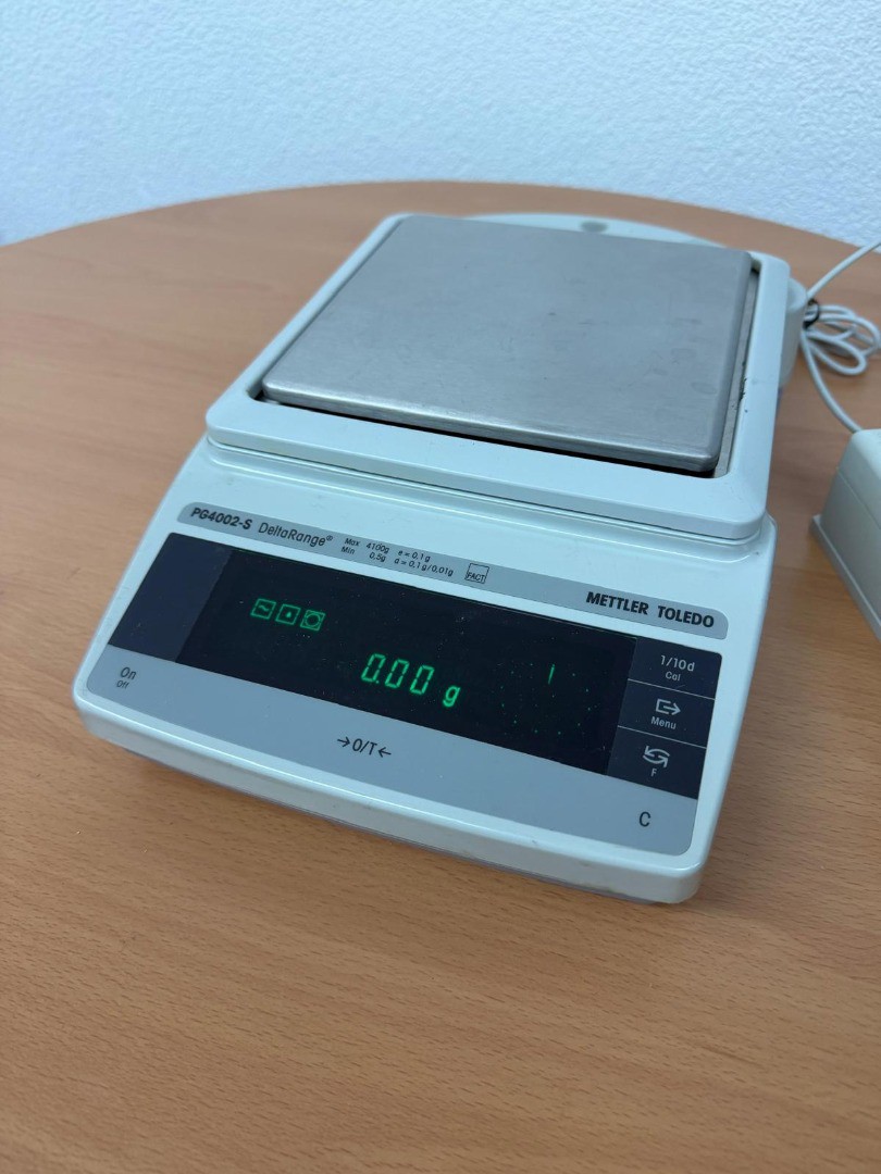 32ba6af9-e0d0-49c3-b881-f72524ac4f08-Mettler_Toledo_Präzisionswaage_PG4002-S_01.jpg