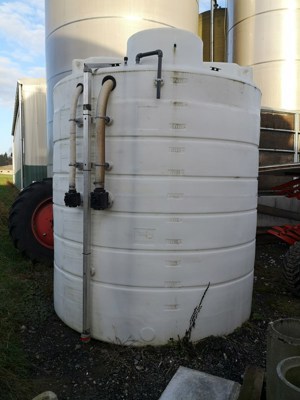 Tank für Flüssigdünger/Spritzwaschwasser 12'000lt