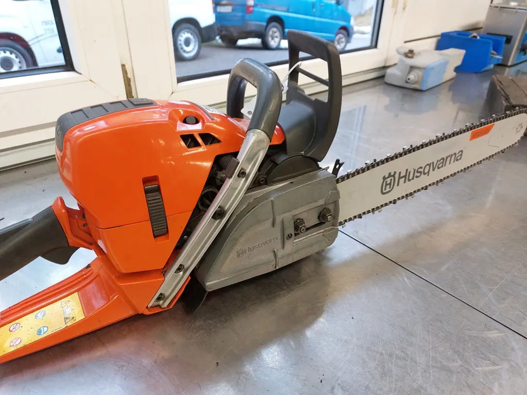 4e1a2cee-a434-4e46-8f33-9c88b8d647b8-Husqvarna 572 Jourdain (4).jpg