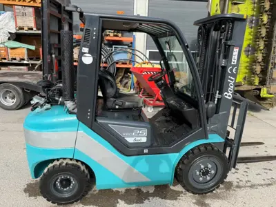 Stapler / Robert Aebi Landtechnik AG