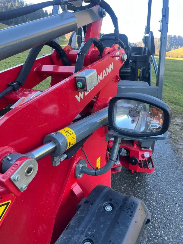 974a9c5d-91a6-4319-8d6c-a64e602f2639-WhatsApp Image 2026-02-13 at 09.49.22 (1).jpg