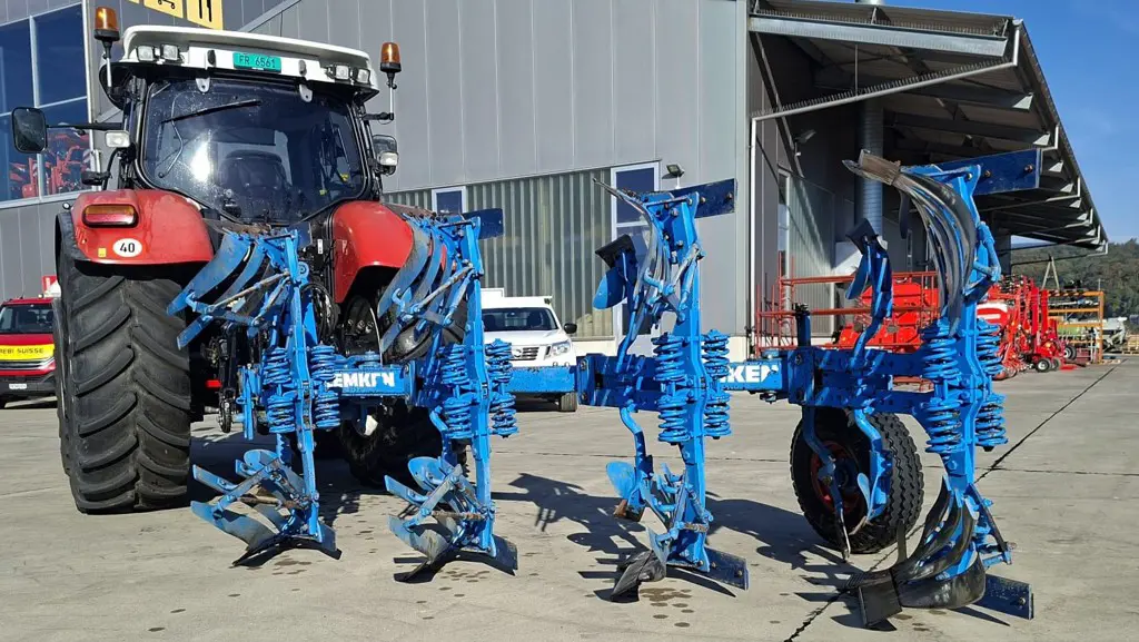 ab92b33d-b305-4b28-b8e8-a4c36ecebe01-5-259115_Lemken-4Schar_3.jpg