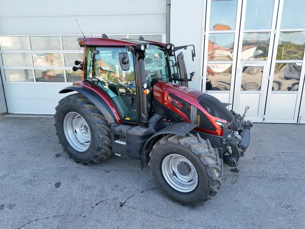 2c766ecf-8d9c-4ef9-97f4-b3fa07e13fa5-Valtra G135 Versu Demo 2024 (3).jpg