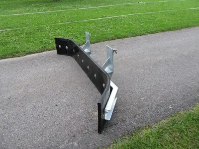 Fuchs Schmutzschieber Schneeschild 2.50m, Euro 8