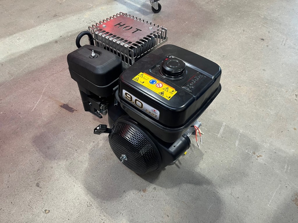 ece83e41-4292-4373-8b60-2cfe144d6ba6-Robin Huber 2.jpg