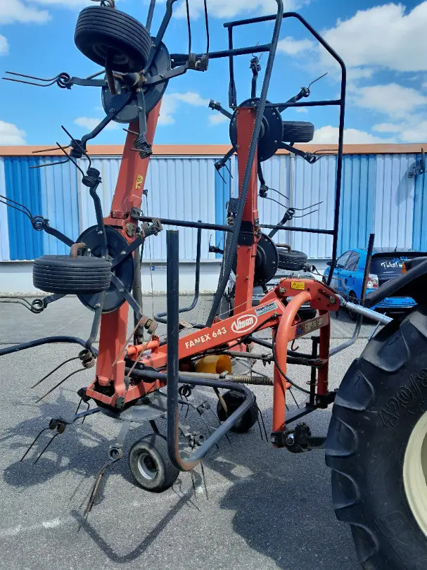 287f5a1f-bc4d-4285-a215-ac1c342aab85-KH Vicon 643 a.jpg