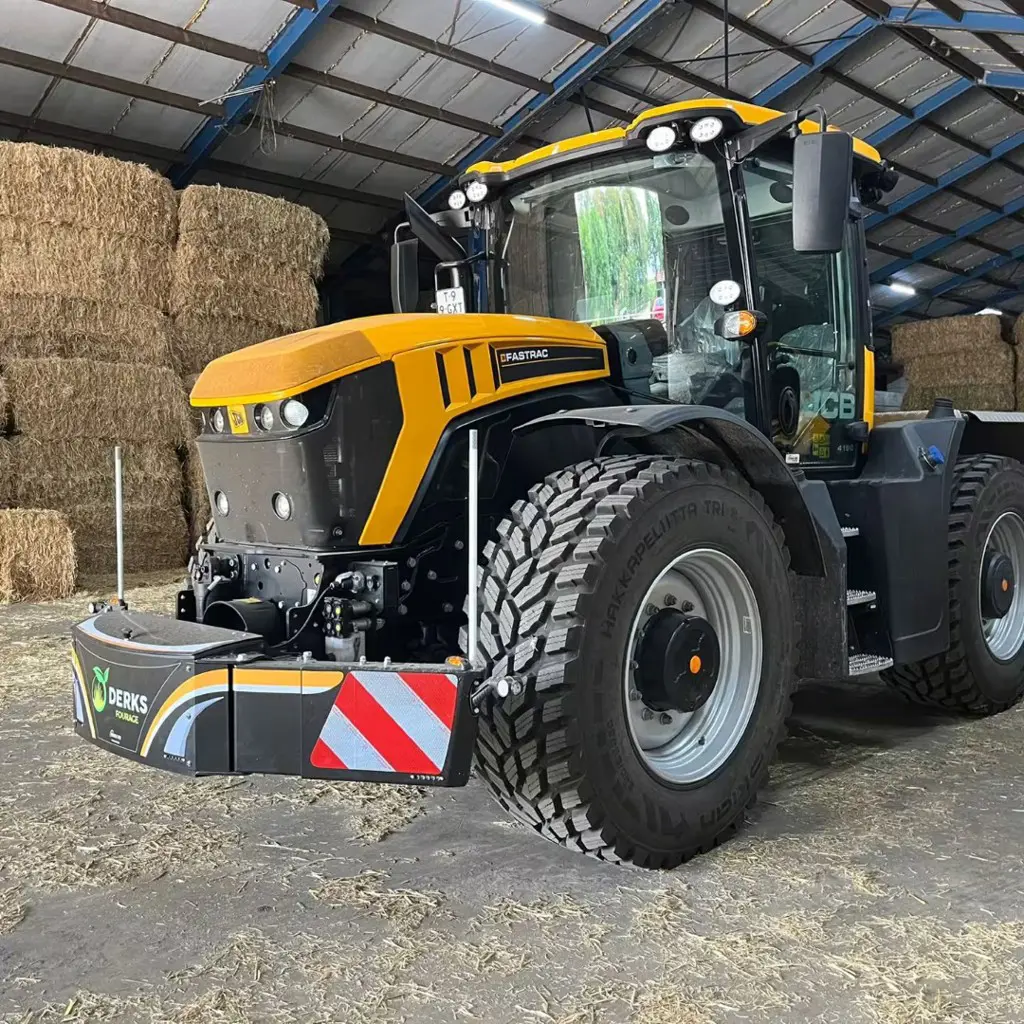 da879c75-f32a-4703-8223-ae6c359d91d7-jcb-box50l-1-1440.jpg