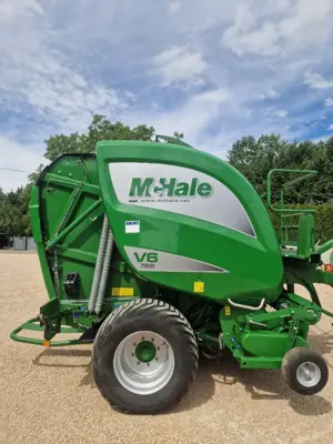 Rundballenpresse McHale V6750