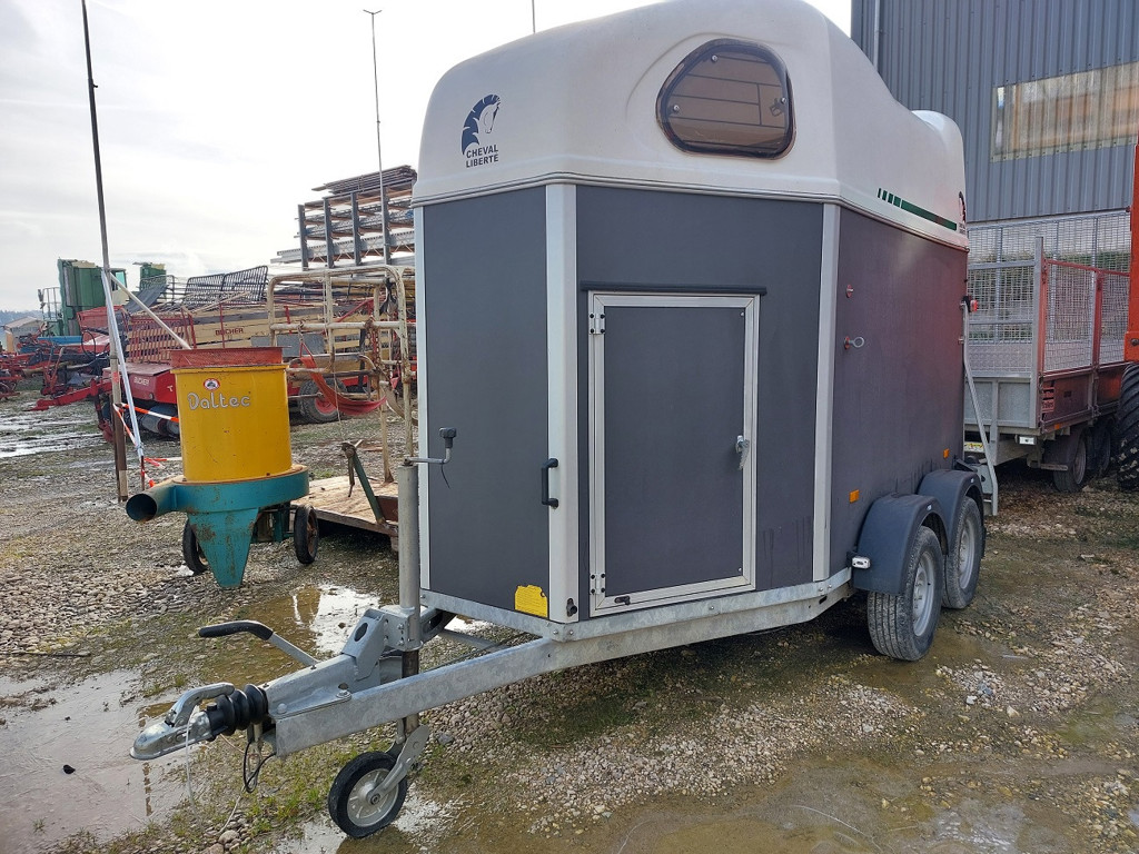 ca18eafe-6f78-4fb1-97dd-28b83b80251a-Daltec Roth (4).jpg