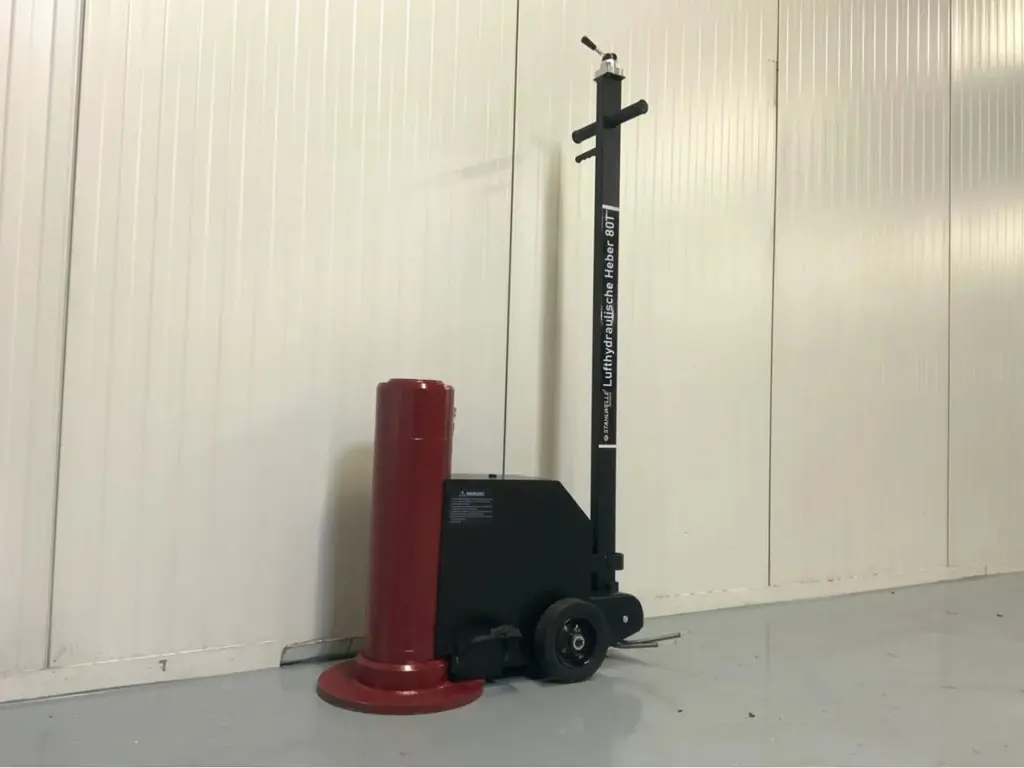 1344a429-83ba-4f3b-aef0-6ae56812d960-1 conv.jpg