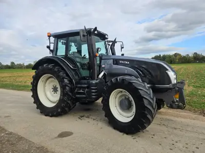 Valtra T 173