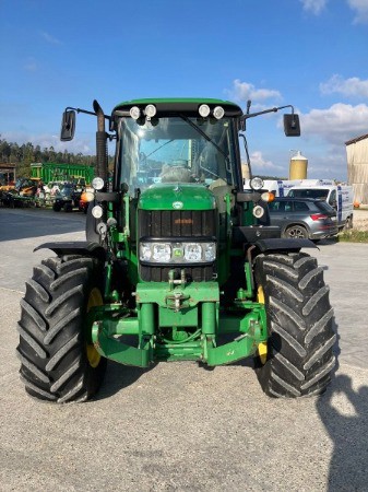 4e84f57c-12c2-4af6-b798-37e514bc1e07-John Deere 6230 2.jpg