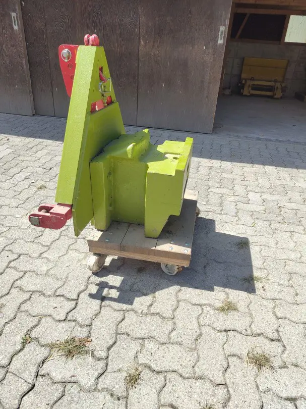 Frontgewicht ca. 450kg
