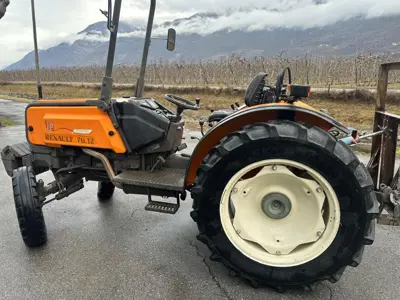 Tracteur Renault 70-12 F