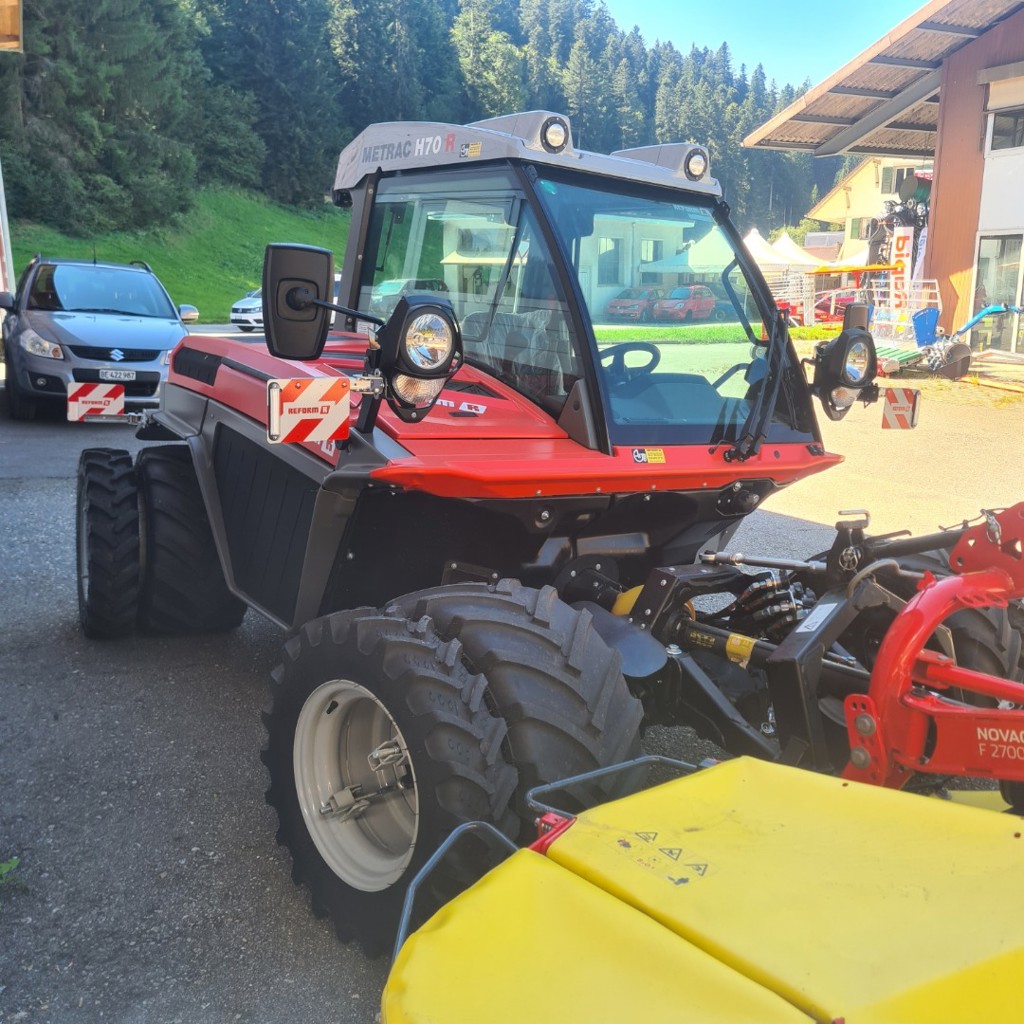 8211fafe-5863-4215-b56c-721c9de12738-Reform Metrac H 70 R a.jpg