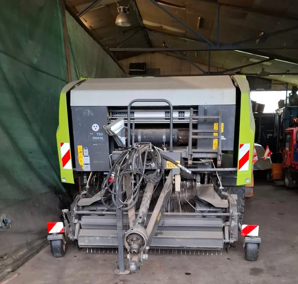 fcde9fb8-d4e6-46c1-9234-fec1b58a275a-Claas 455.jpg