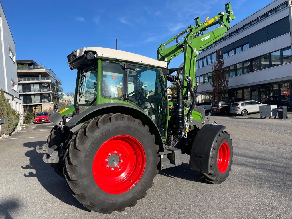 Fendt 211 Profi Plus Mit Frontlader