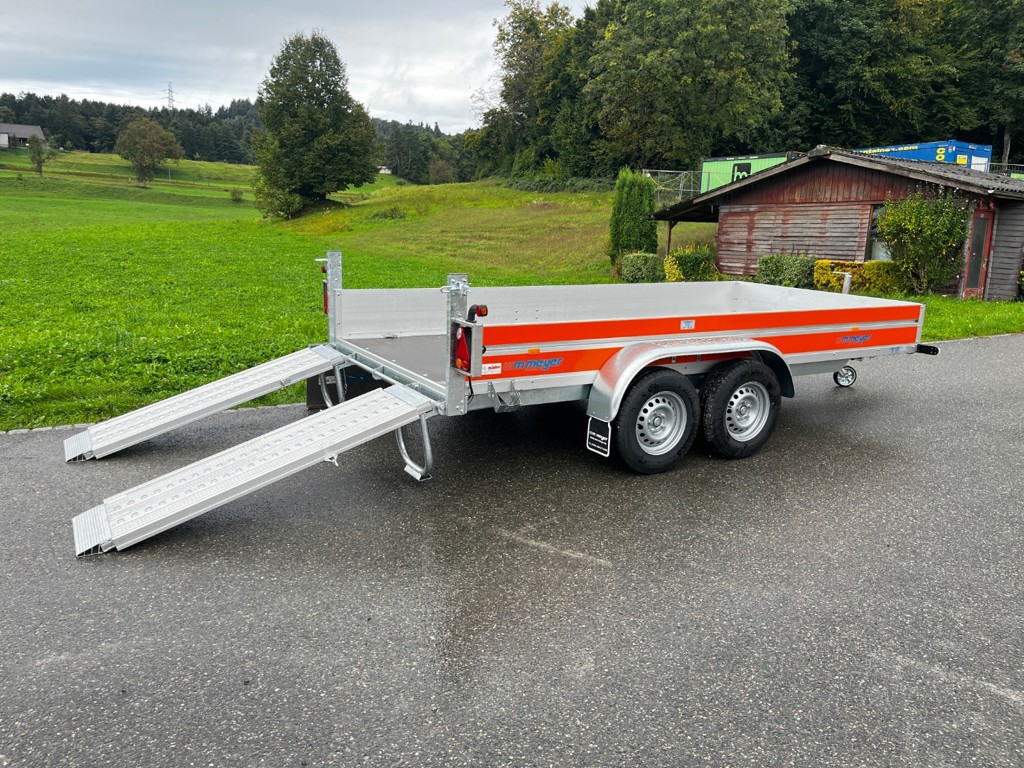 e7b9be60-8c6b-45b6-b145-ce6bb88d9267-35538 WM Meyer AG Anhänger Auto MB 3540-185 Alu (6).jpg