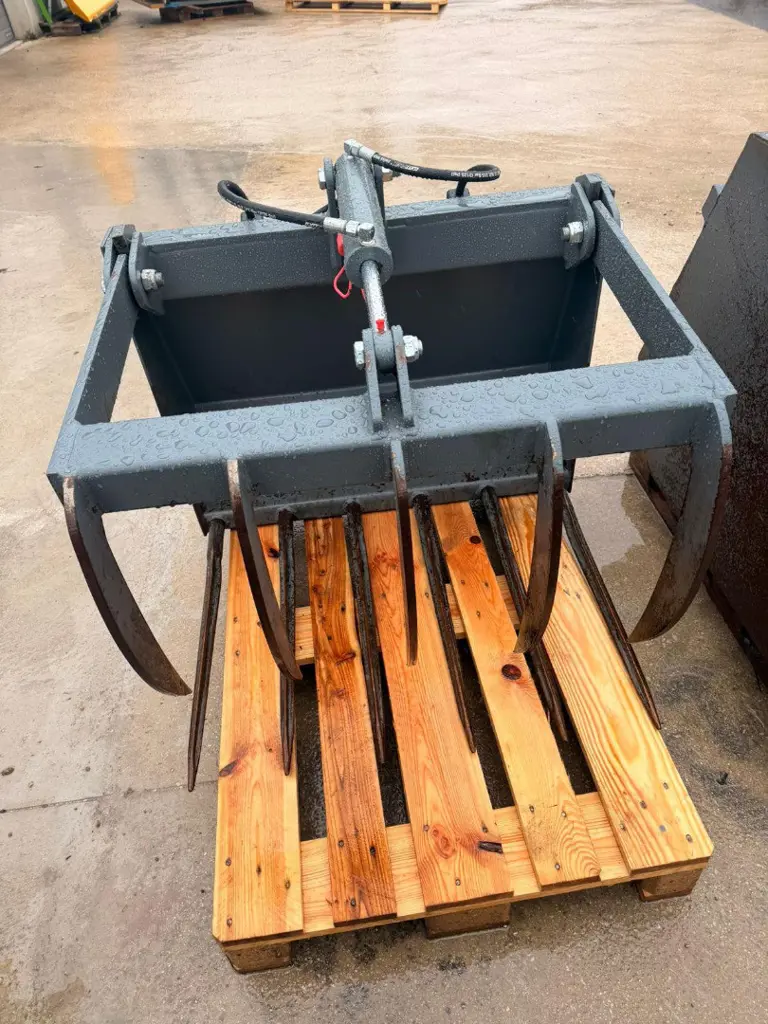 75f41956-dc04-4de9-ab3c-991c85d3122d-WhatsApp Image 2026-02-18 at 10.jpg