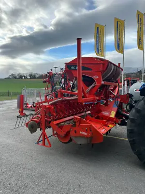 Kuhn, HRB 303 + Venta EC 300, 2012