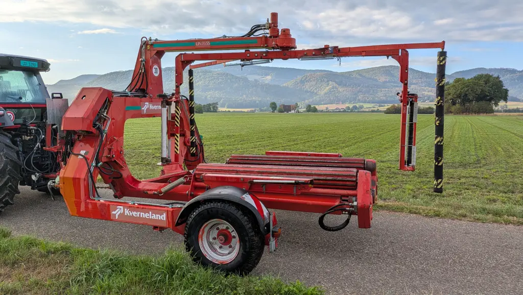 28c52fd4-311a-43a2-83e3-5d6a15f5d49e-a0869920-aa98-456b-a718-3780df960773.jpg
