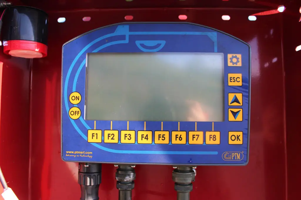 b610bf90-6312-491e-b37e-daf92f05acfa-Verti-Mix_951x632 (1).jpg