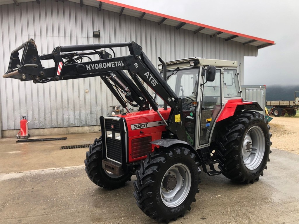 8e2ddb78-0eee-46a4-ae9a-1cb3a8f11f89-Tracteur MF 390T 2025 (2).jpg