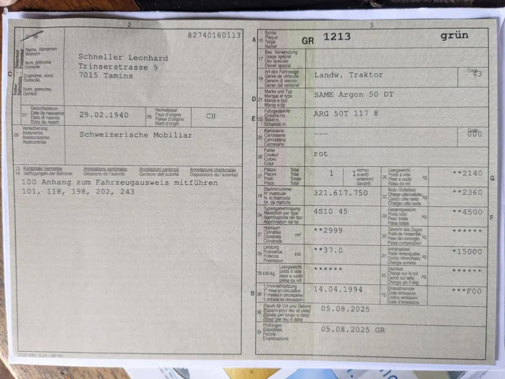 33781cff-b75b-497f-a9d2-f18fdd0d3493-Same Ausweis.jpg
