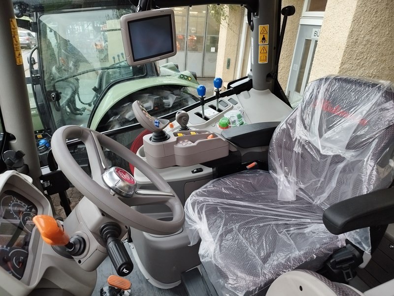 4fd9ff77-c4c6-4e22-8ce4-ddad19537939-XL 125 5.jpg