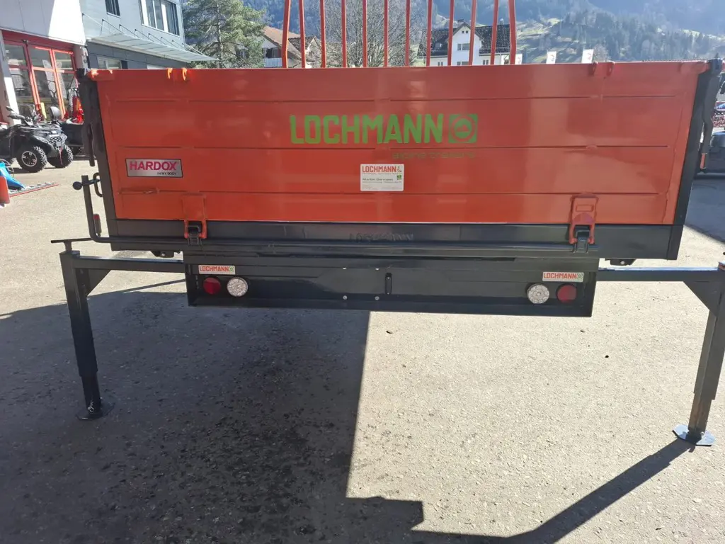 df13d638-86d1-44a5-a926-f378b815b274-WhatsApp Image 2026-03-04 at 21.46.04 (4).jpg