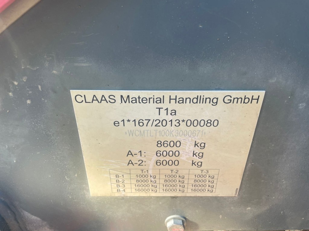 6f3644b3-1d17-4b34-baa1-cd40923cb34b-WhatsApp Image 2025-10-07 à 14.jpg