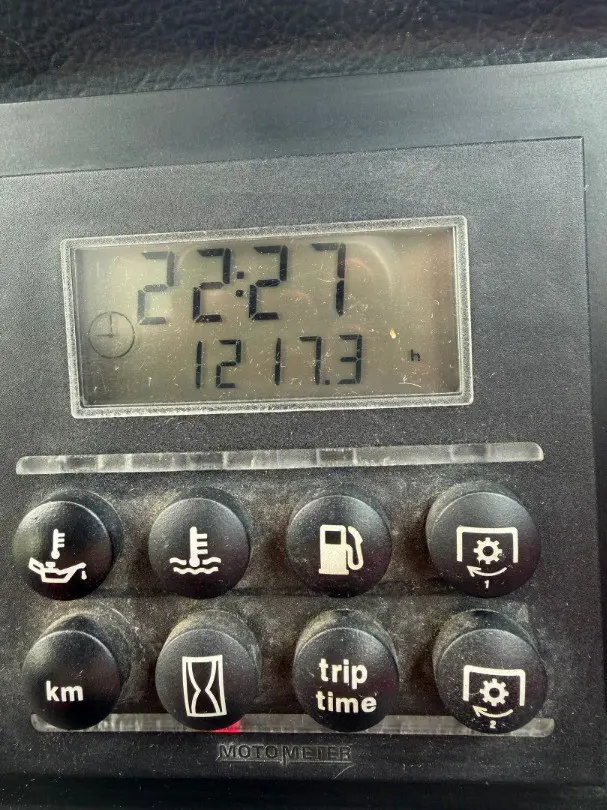 18981e9e-01be-4e30-8331-5776339983b5-AEBI TT210 3.jpg
