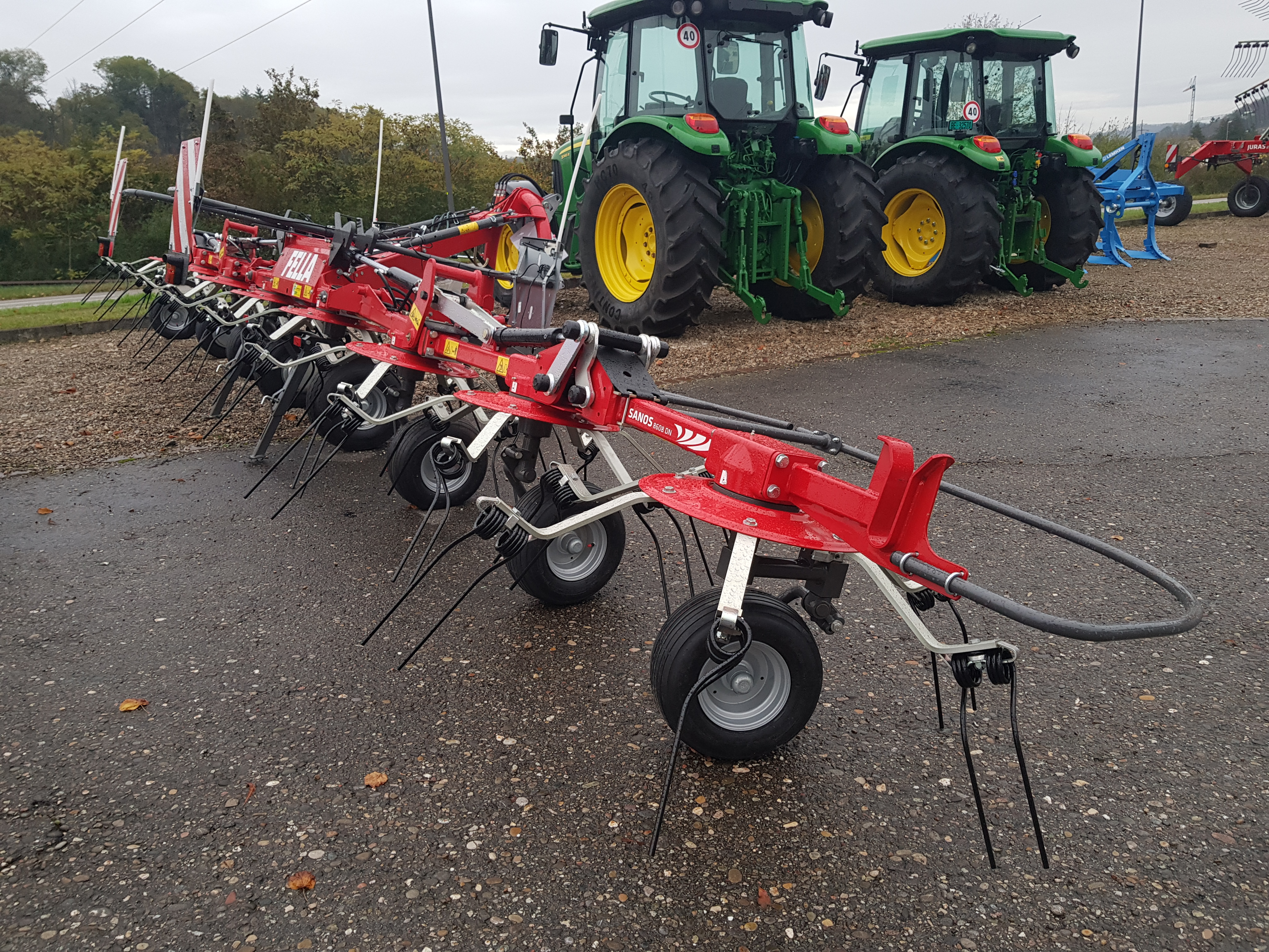 9e050165-7124-4c8d-977d-4c6cc93c0396-Fella Sanos 8608 dn (9).jpg