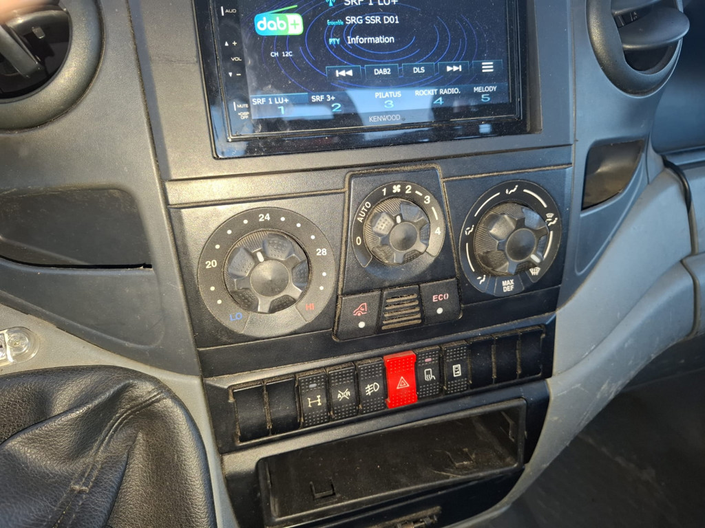 bacd17b1-284b-45f7-a807-a406fd4ecd88-WhatsApp Image 2026-01-24 at 08.jpg