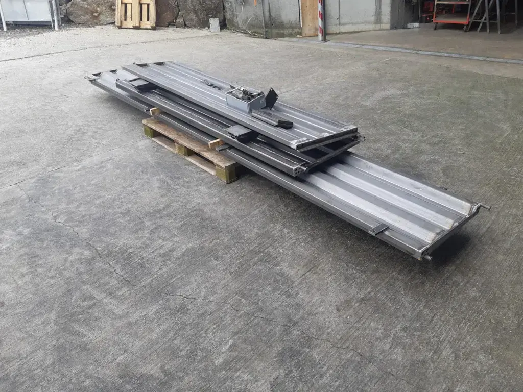 Stahlbordwand und Kipper Reparaturen