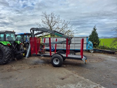 Forstanhänger Forest Master mit Kran FK 6600