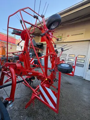 Pirouette KUHN GF6502