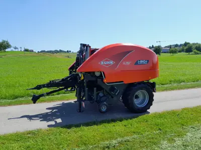 Rundballenpresse Kuhn i-Bio+