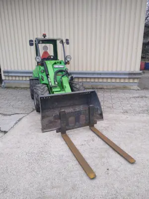 Multifunktionslader Avant 760i