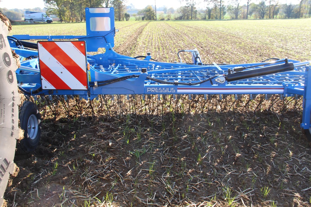 80d72747-dcac-4238-8db9-fd902890219d-PRESSIUS (1).png