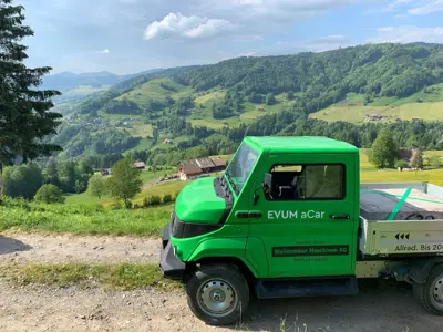 Elektro-Nutzfahrzeug EVUM aCar
