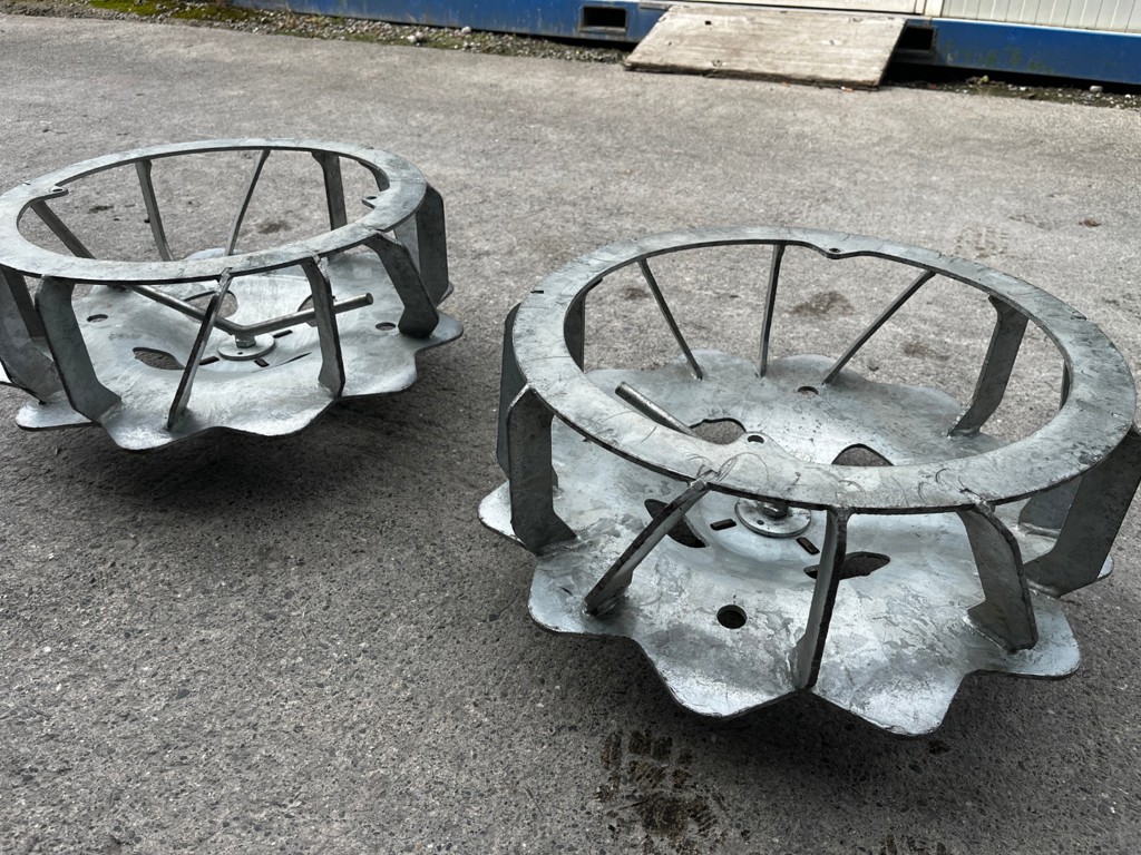 63022591-f03e-4bc9-bc39-ff2ecbb0d522-35853 Rapid Räder Gitterrad 4.00-10 Mondo (3).jpg