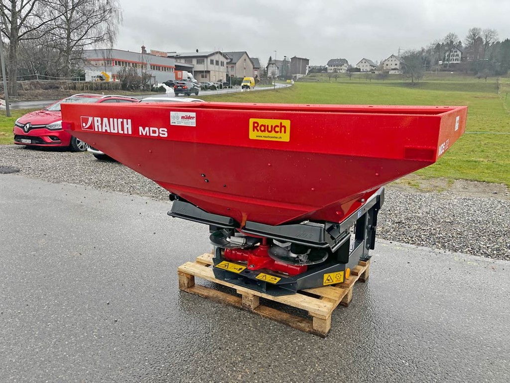 416b1375-d13c-4360-9e1e-7d3db21e781c-36120-Rauch-Düngerstreuer-MDS-20-C-(2).jpg